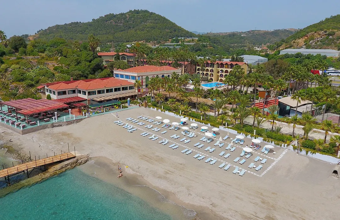 Club Tropical Beach Hotel-1