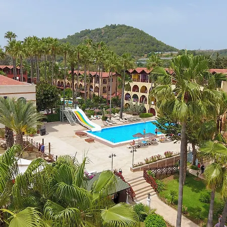 Club Tropical Beach Hotel-3